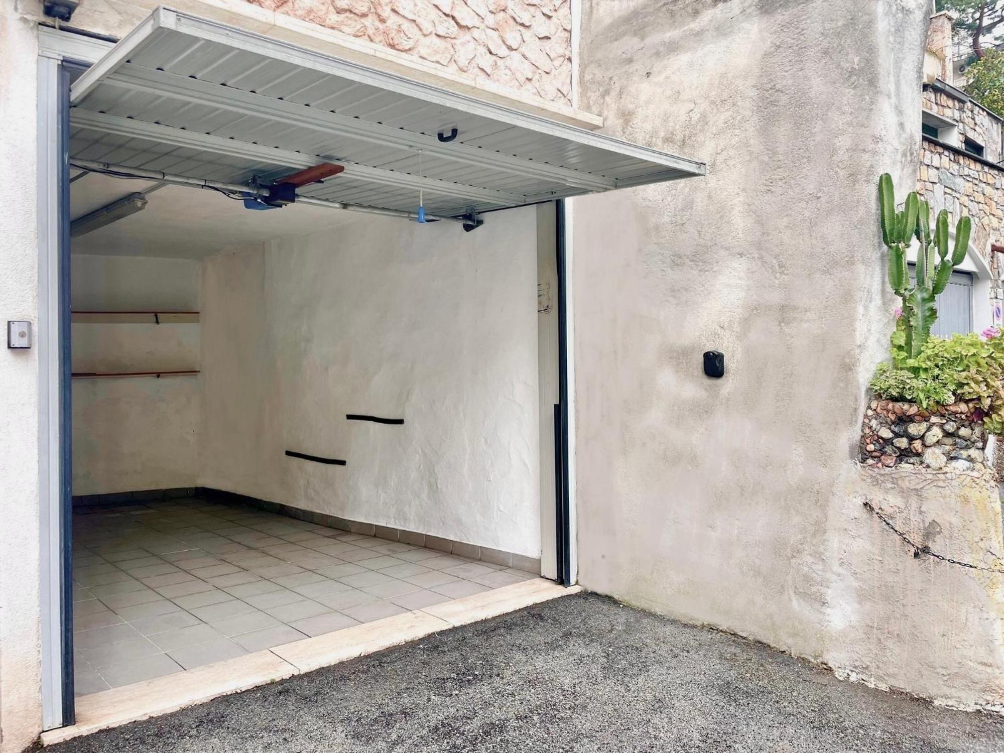 Il Giardino Del Comandante - Trilocale Con Garage Apartment Sanremo Exterior photo